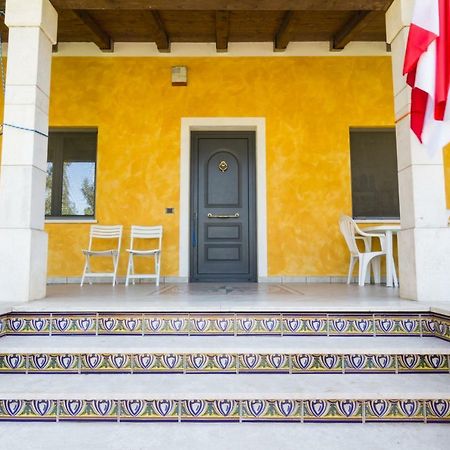 A Villa Ada B&B Arborea Buitenkant foto