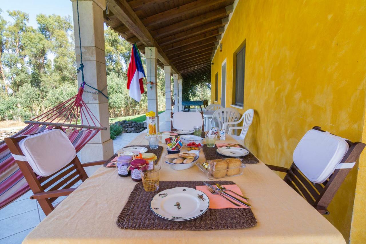 A Villa Ada B&B Arborea Buitenkant foto